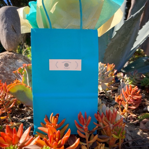 Frosted Druzy Peacock Ore Bracelet - Picture 7 of 9